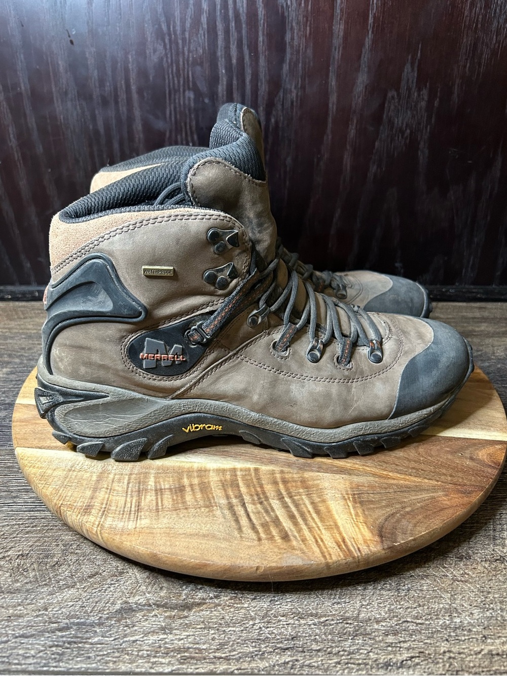 Merrell Vibram Men's Hiking Boots Size 12 US Waterproof 0912 Boots